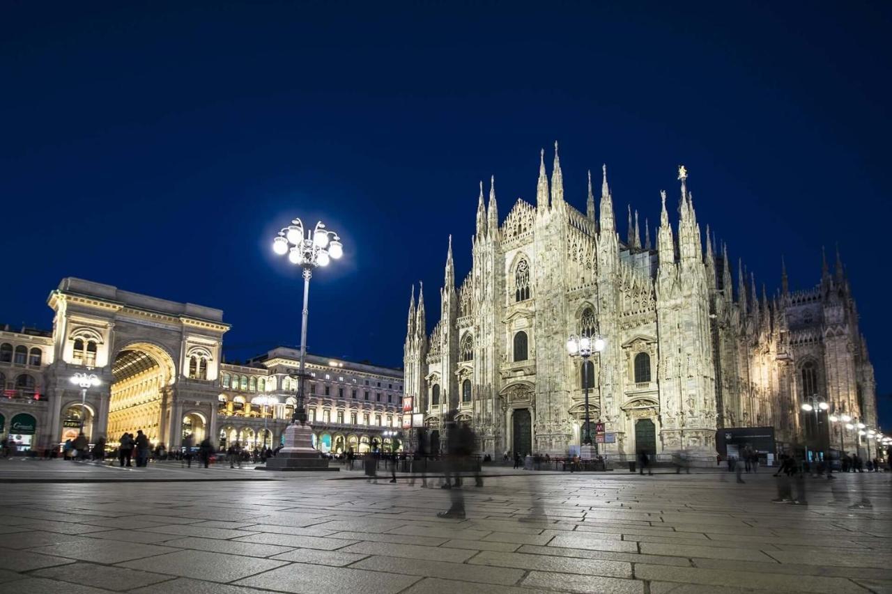 View Luxury Duomo Apartment Milan Exterior photo